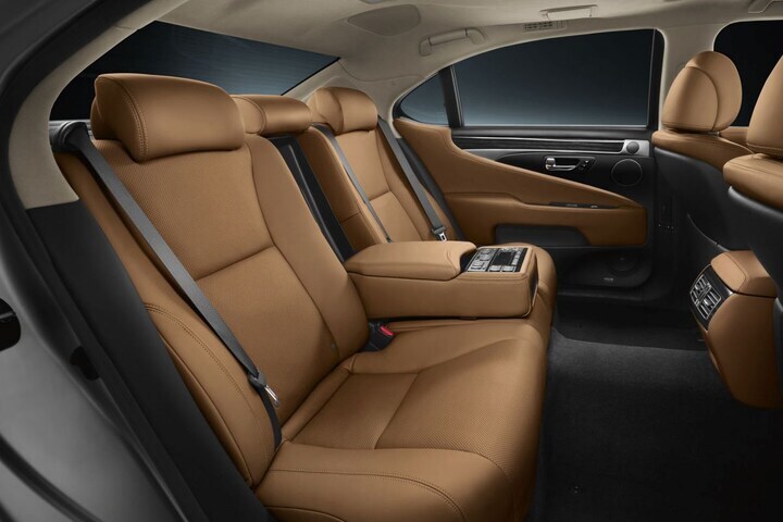 Lexus LS 600h L