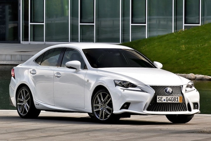 Lexus IS 300h F-Sport