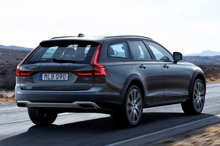 Volvo V90 Cross Country