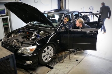 Op de Rollenbank - Lexus IS 200 Compressor
