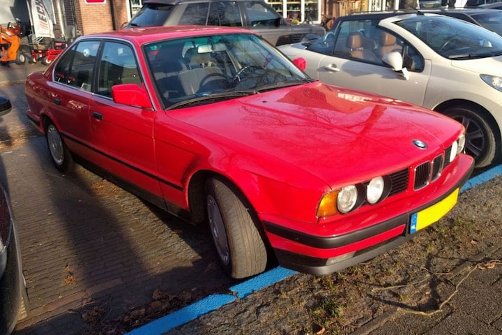 In het wild: BMW 5-serie (E34)