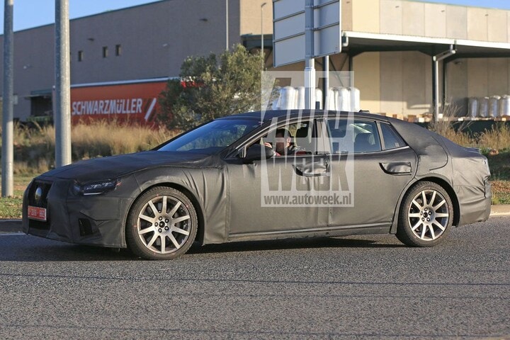 Lexus LS spyshots