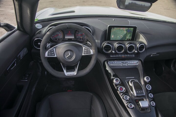 Mercedes-Benz AMG Roadster