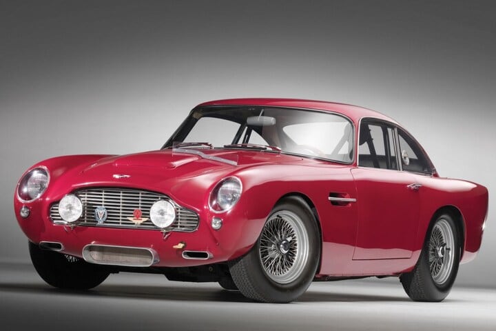 Aston Martin DB4 GT