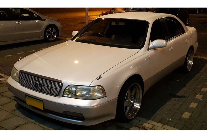 Toyota Crown Majesta