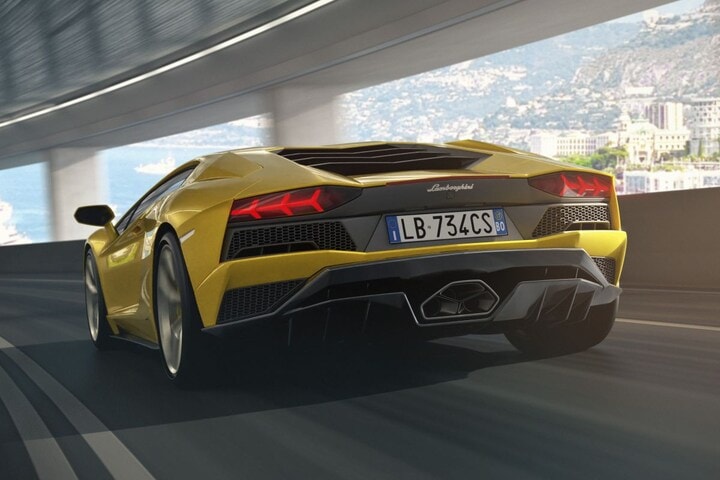 Lamborghini Aventador S