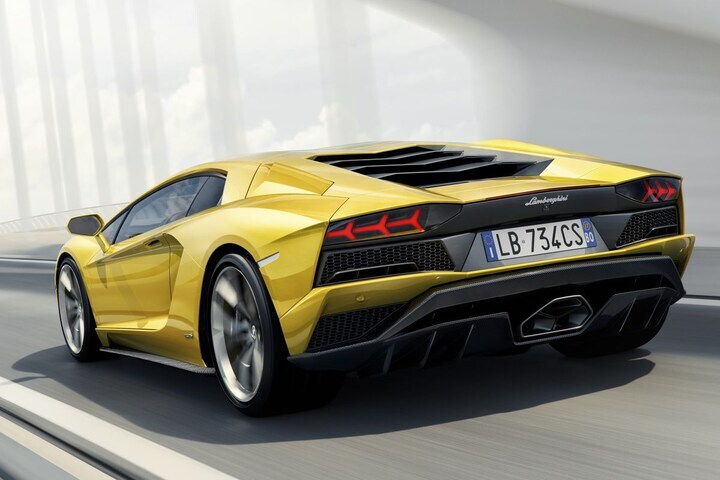 Lamborghini Aventador S