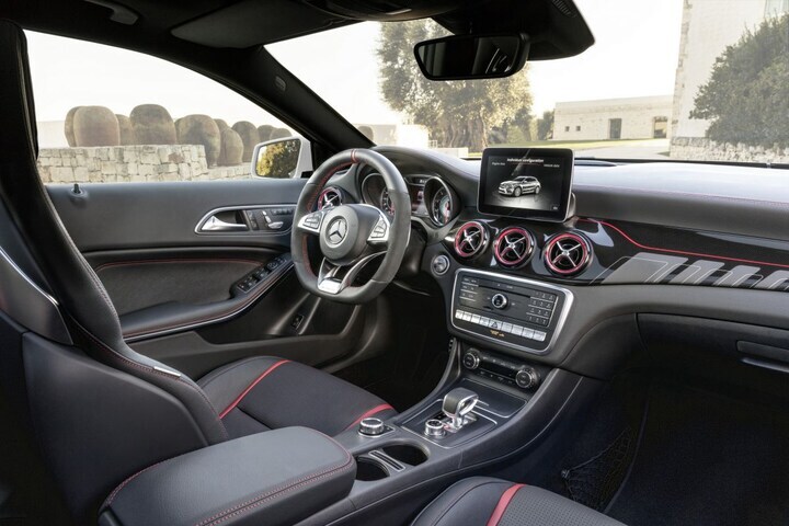 Mercedes-Benz GLA 45 AMG