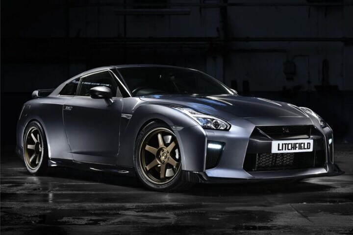 Nissan GT-R 