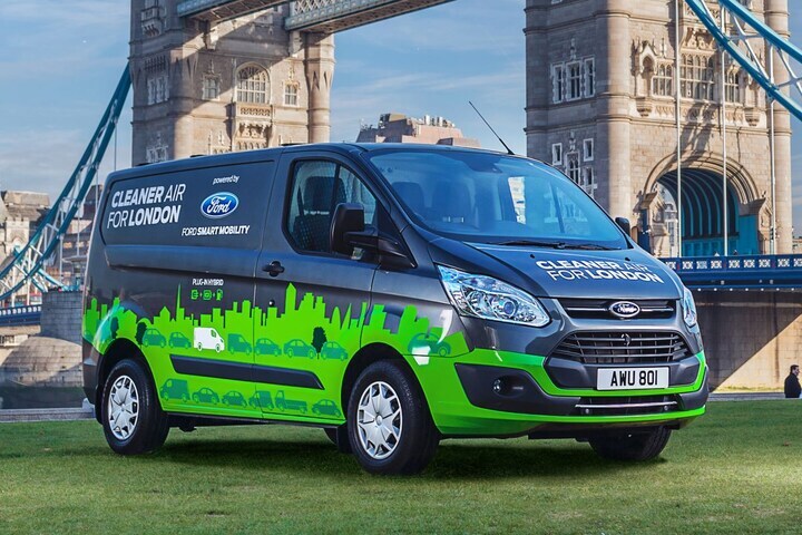 Ford Transit Custom PHEV plug-in