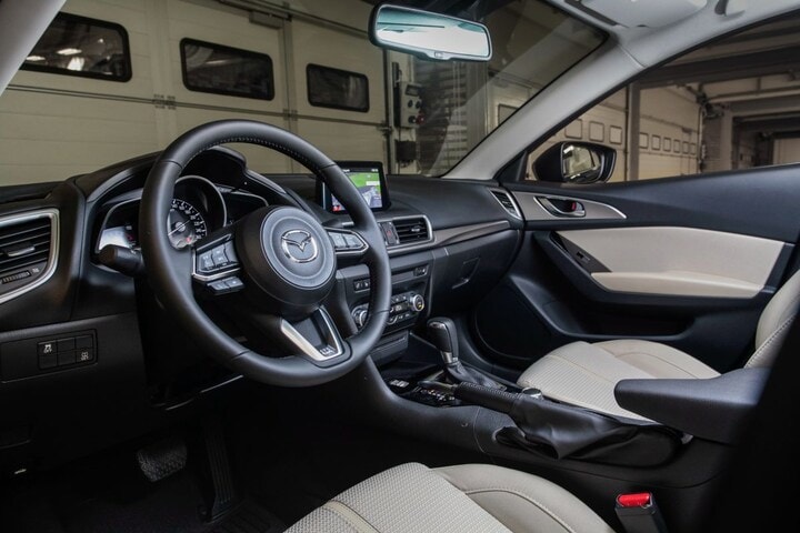 Mazda 3 Sedan