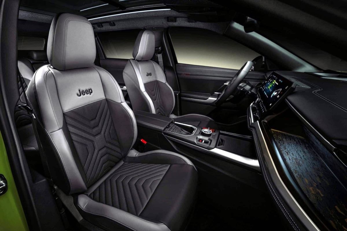 Jeep Compass (gelekt)
