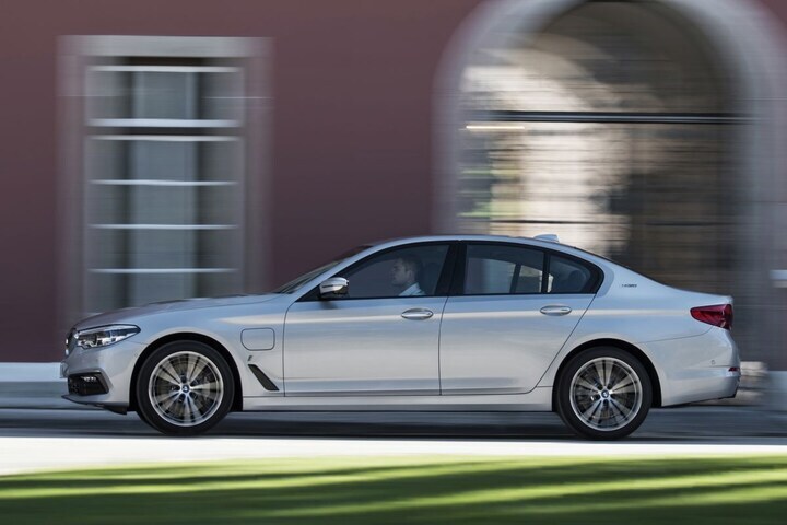 BMW 530e