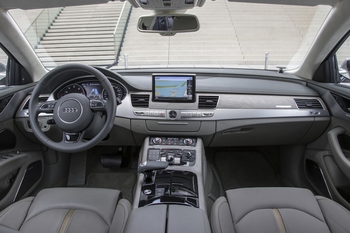 Audi A8 L W12 quattro