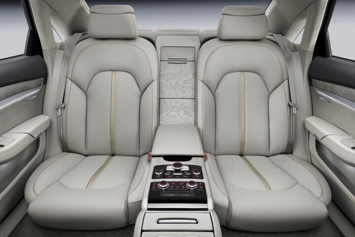 Audi A8 L W12 quattro
