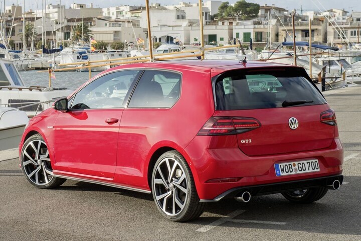 Volkswagen Golf GTI