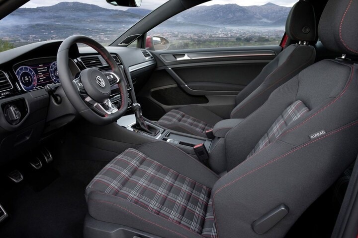 Volkswagen Golf GTI
