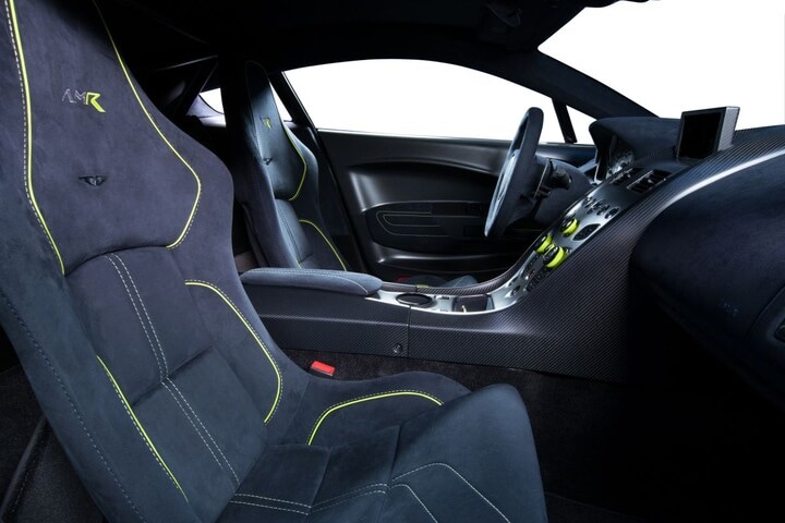 Aston Martin Vantage AMR Pro en Rapide AMR