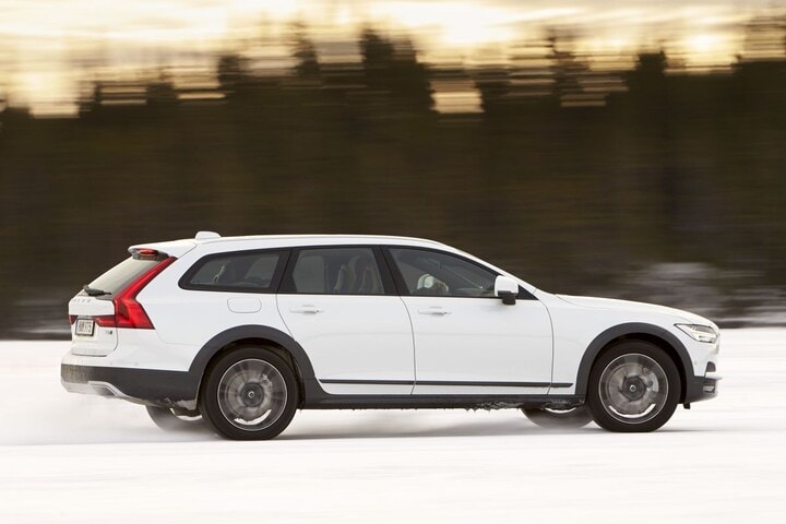 Volvo V90 Cross Country