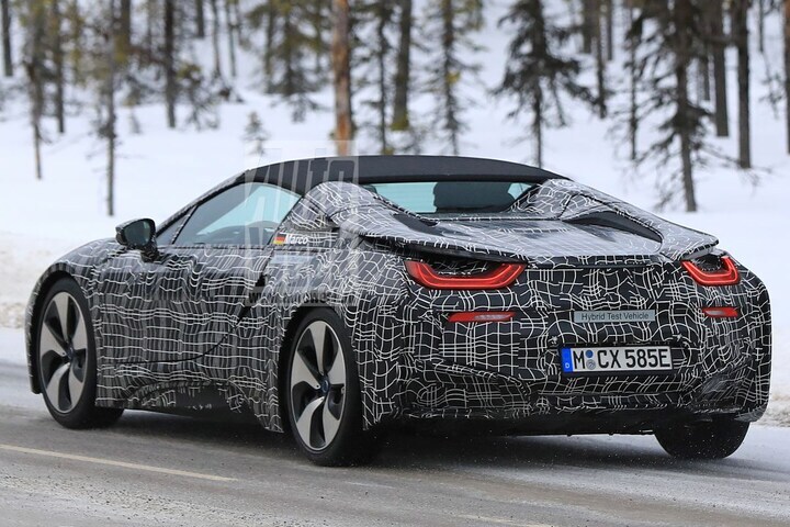 BMW i8 Spyder Spionage