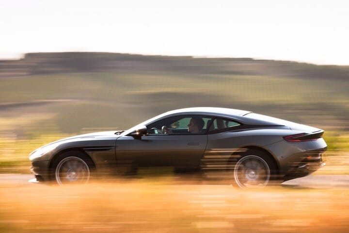 Aston Martin DB11 Coupé