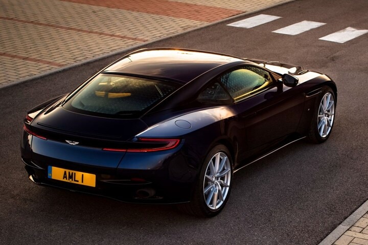 Aston Martin DB11 Coupé
