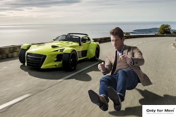 Donkervoort kledinglijn