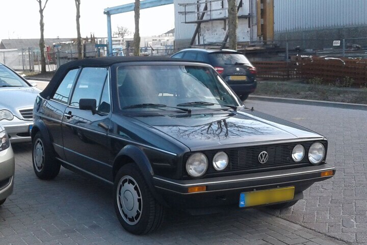 In het wild: Volkswagen Golf Cabriolet