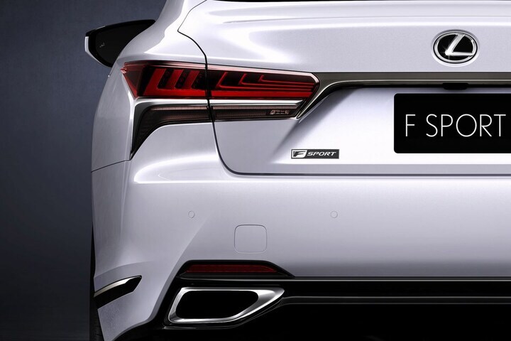 Lexus LS 500 F-Sport