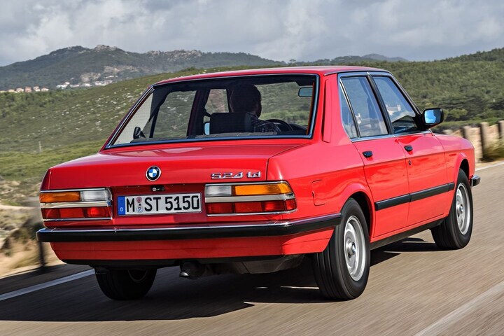 BMW 5-serie E28