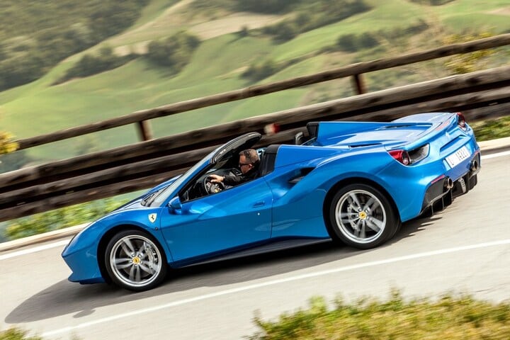 Ferrari 488 Spider