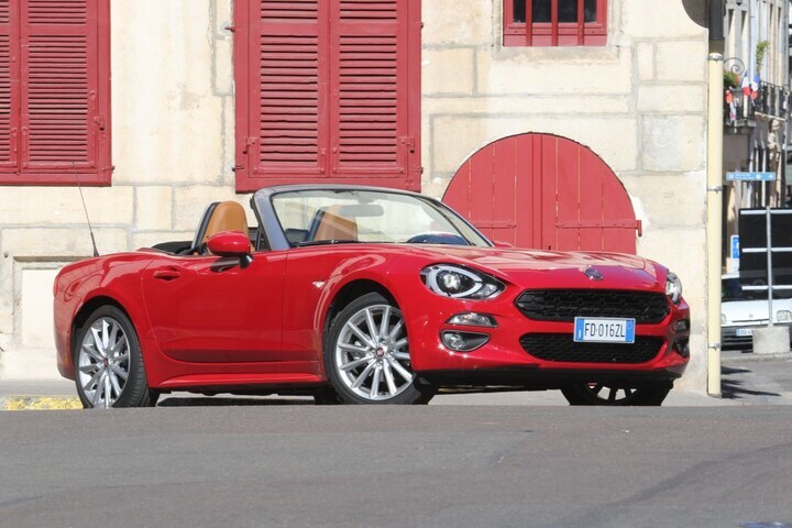 Fiat 124 Spider