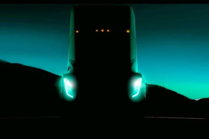 Tesla truck semi vrachtwagen vrachtauto teaser