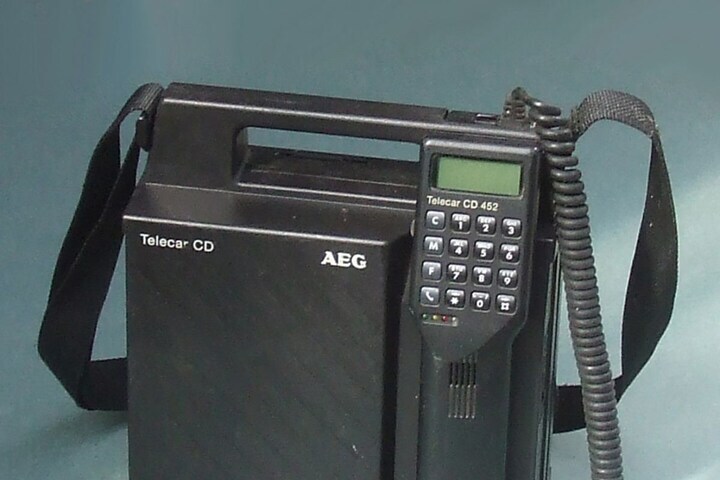 Afgestoft: autotelefoon