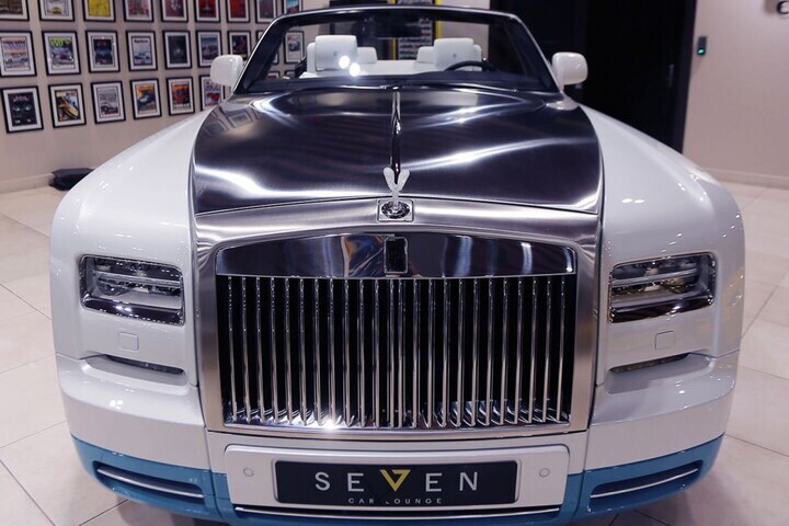 Rolls-Royce Phantom Drophead Coupé Last of Last