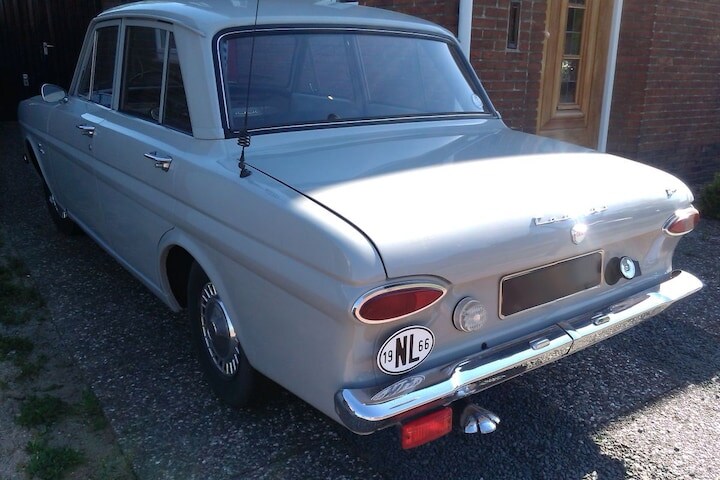 Ford Taunus 12M