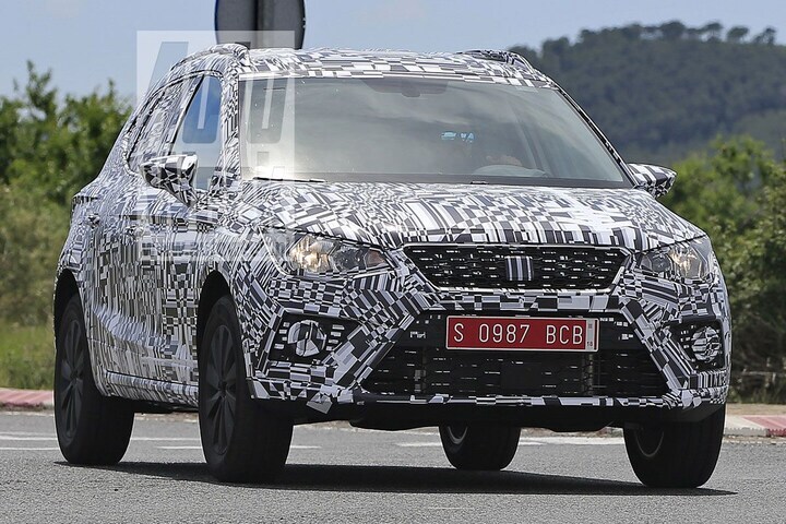 Seat Arona spyshots