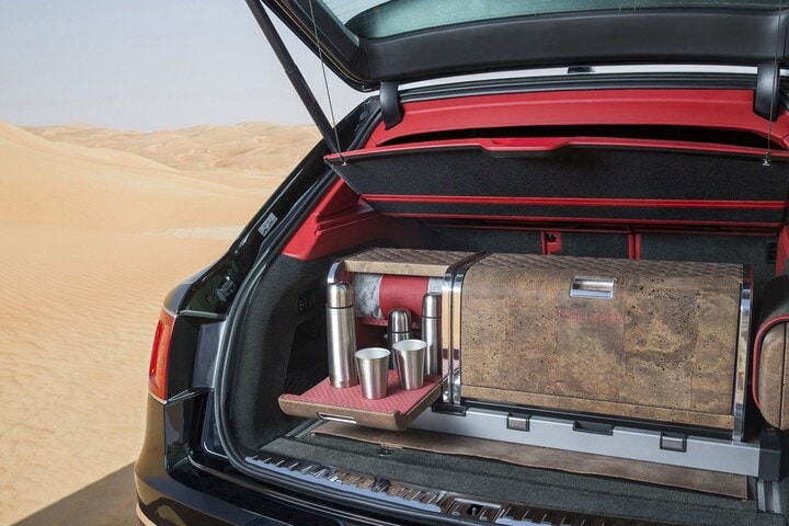 Bentley Bentayga Falconry