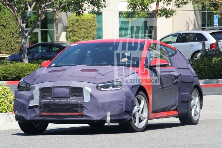 Spyshots Hyundai Veloster