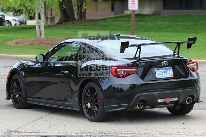 Subaru BRZ STI Spionage