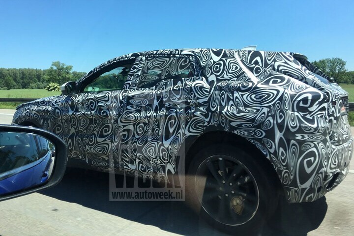 Jaguar E-Pace spyshots