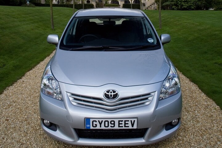 Facelift Friday: Toyota Verso