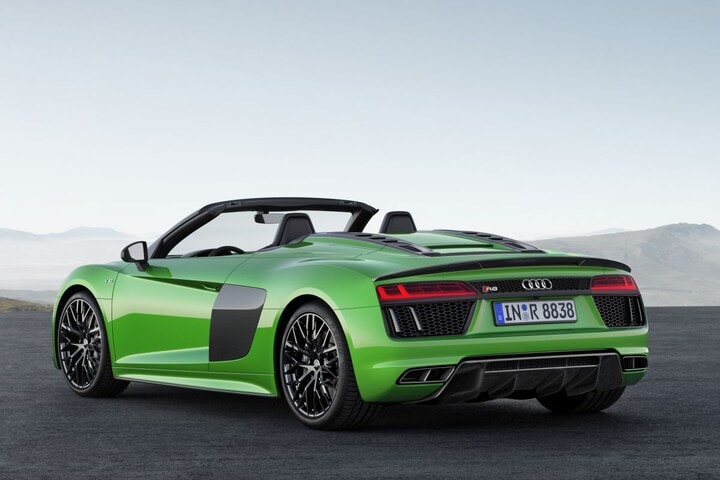 Audi R8 V10 Plus spyder