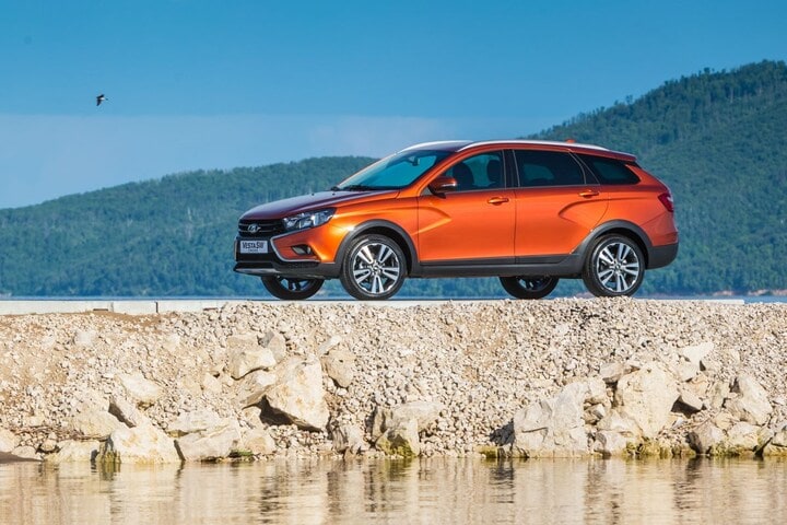 Lada Vesta SW en SW Cross