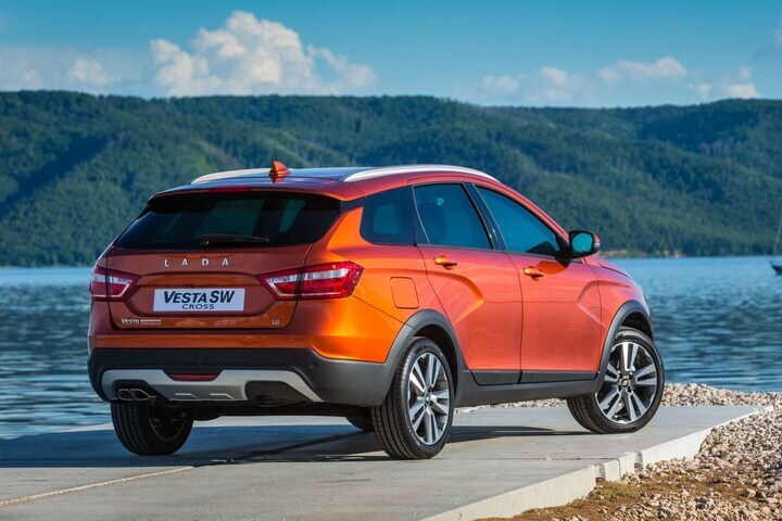 Lada Vesta SW en SW Cross