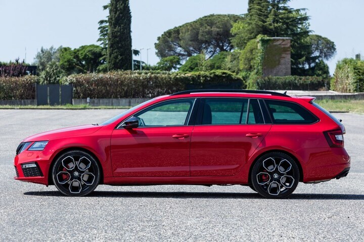 Skoda Octavia Combi RS245