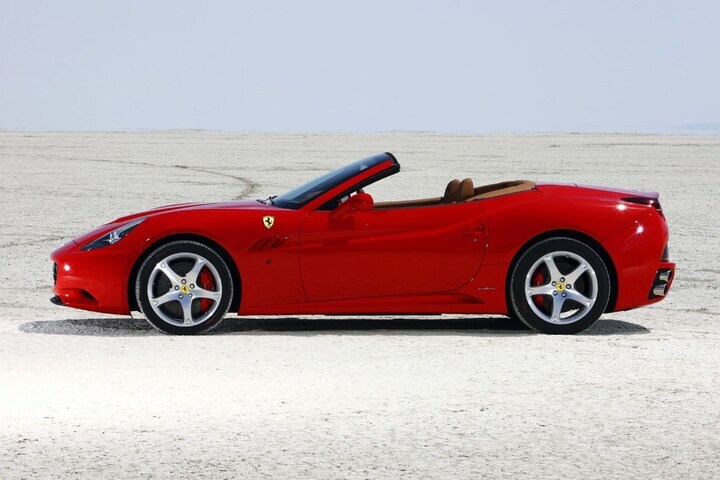 Facelift Friday: Ferrari California