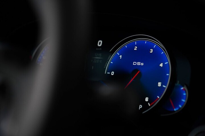 Alpina D5 S teaser