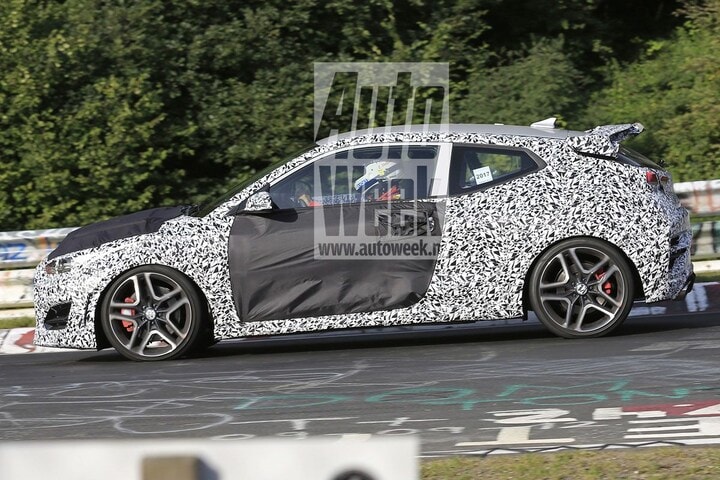 Hyundai Veloster spyshots