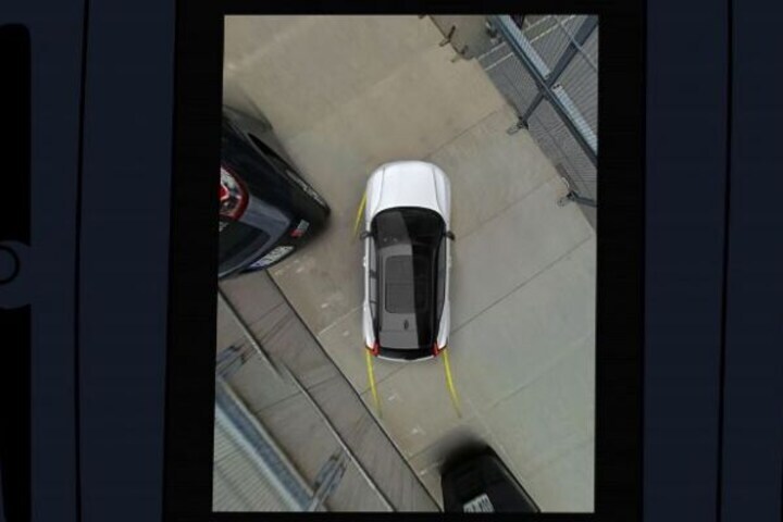 Volvo XC40 teaser